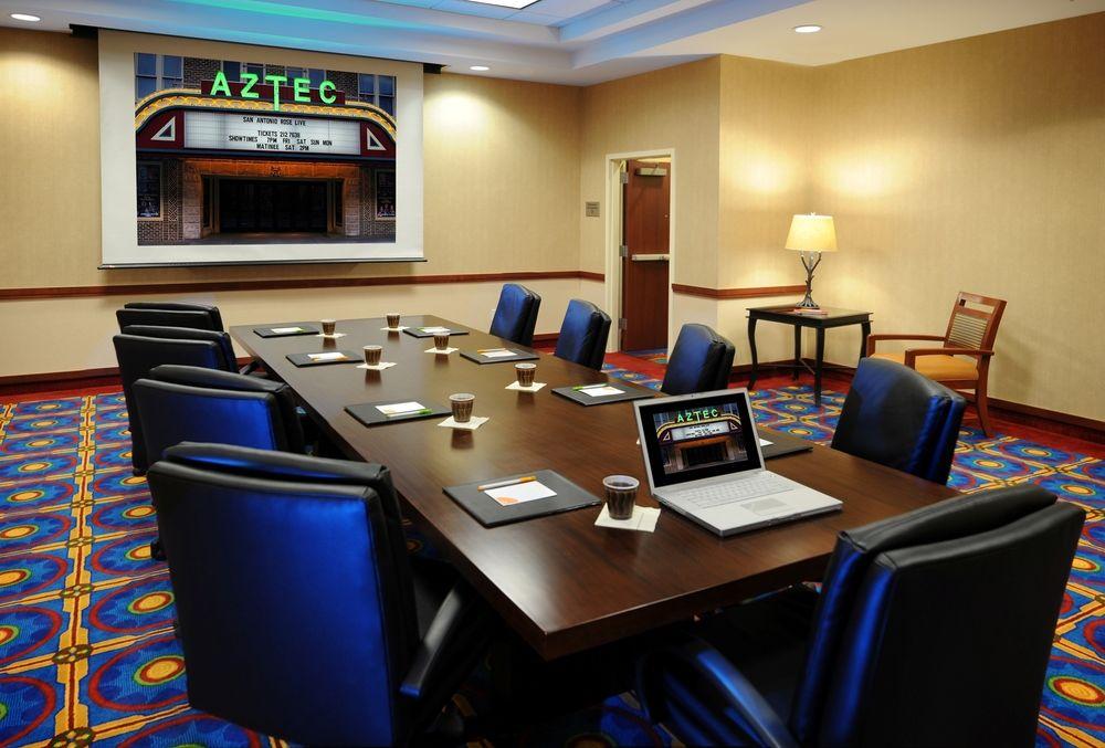 Courtyard By Marriott Riverwalk Hotel San Antonio