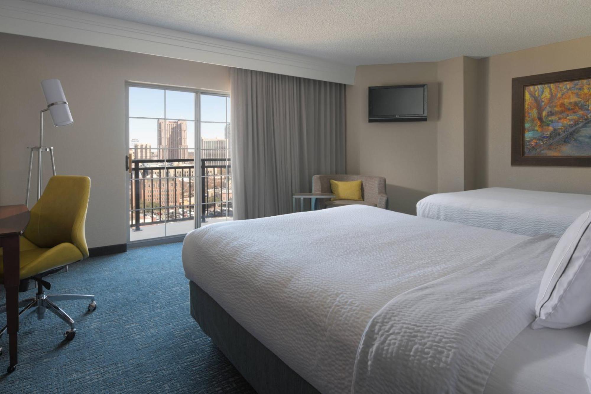 Hotel Courtyard By Marriott Riverwalk