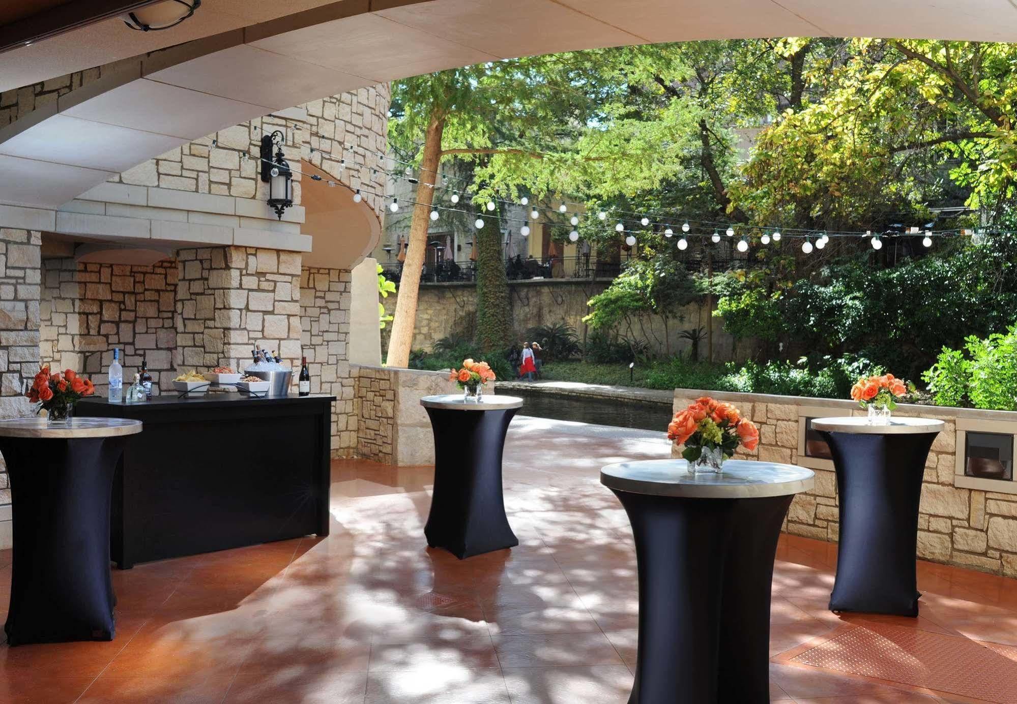 Courtyard By Marriott Riverwalk