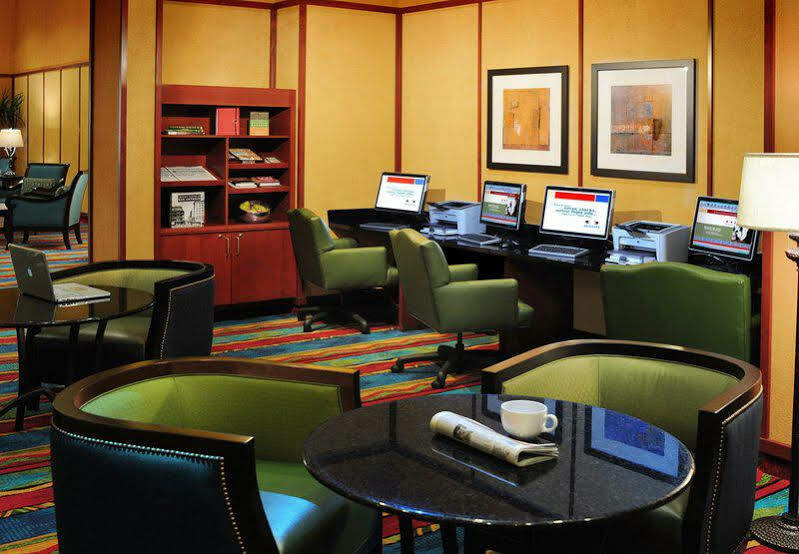 Courtyard By Marriott Riverwalk