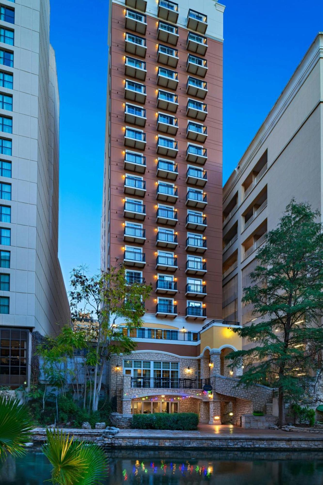 Hotel Courtyard By Marriott Riverwalk San Antonio